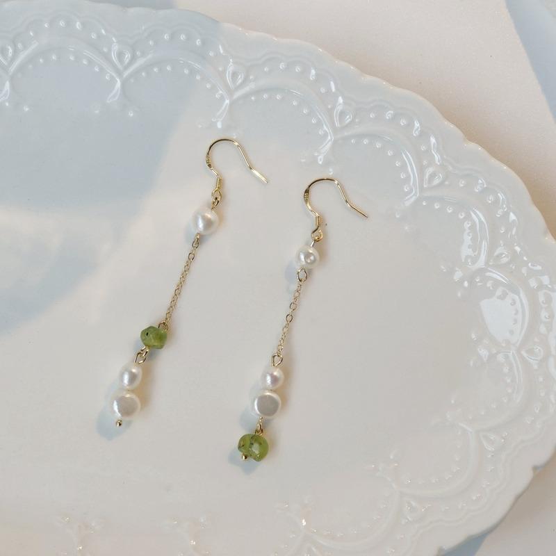Dangle & Chandelier Simple Fashion Small Natural Pearls Irregular Stone Pieces Drop Earrings For Women Elegant French Style Earring Handmade
Dangle & Chandelier Simple Fashion Small Natural Pearls Irregular Stone Pieces Drop Earrings For Women Elegant French Style Earring Handmade
