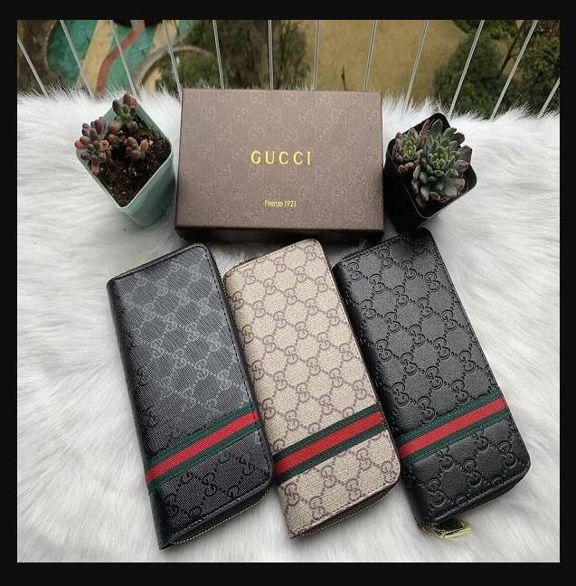 Lv LOUIS Wallet Fashion Single Zipper Purse Designer Men Women Leather Wallet VITTON Michael Lady Ladies Long Purse with Orange Box M60017, Red;black
Lv LOUIS Wallet Fashion Single Zipper Purse Designer Men Women Leather Wallet VITTON Michael Lady Ladies Long Purse with Orange Box M60017, Red;black