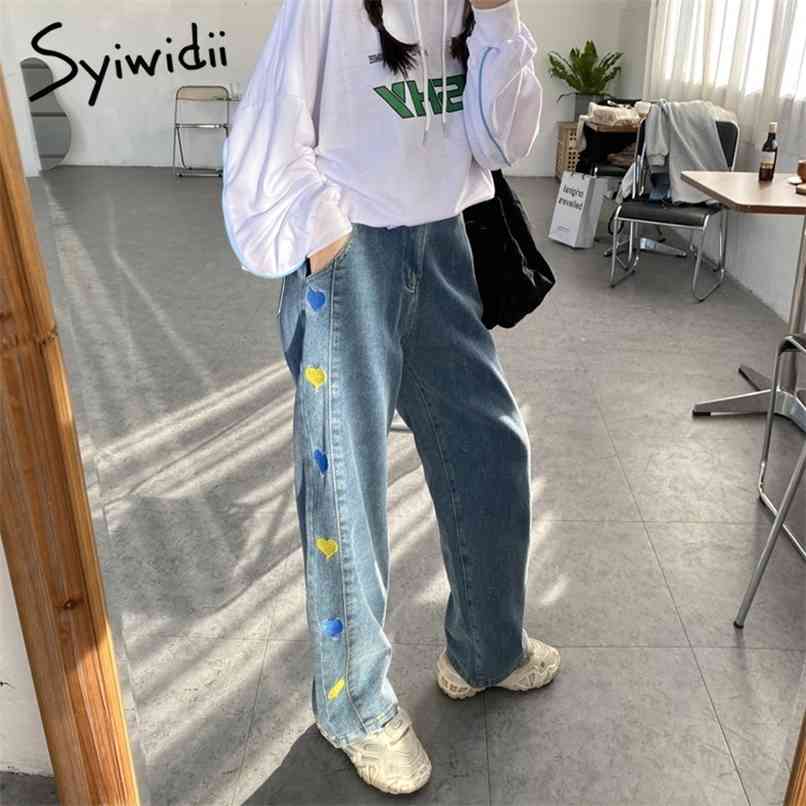 Embroidery Jeans Women Spliced Pattern Heart Side Stripe Straight Denim Pants High Waist Fashion Spring Wide Leg 210607, Blue
Embroidery Jeans Women Spliced Pattern Heart Side Stripe Straight Denim Pants High Waist Fashion Spring Wide Leg 210607, Blue