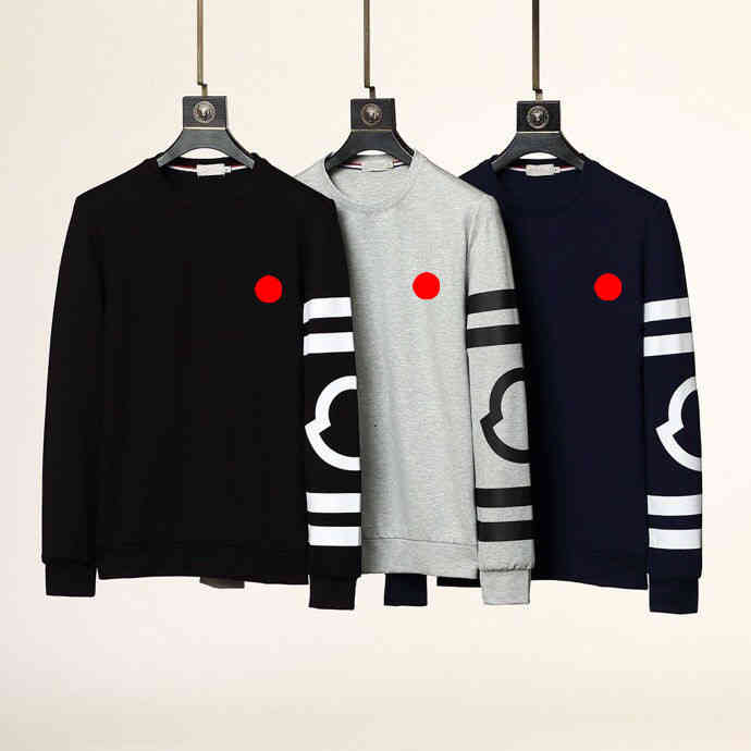 European Station Autumn And Winter Monclair Pullover Tide Brand Men's Solid Color Long Sleeved Round Neck Men's Handsome Embroidered, Customized
European Station Autumn And Winter Monclair Pullover Tide Brand Men's Solid Color Long Sleeved Round Neck Men's Handsome Embroidered, Customized