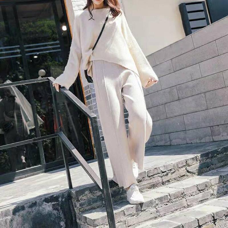 Women' Two Piece Pants Sets Autumn Two-piece Solid Color Long Sleeved Knitted Top Loose And Casual Straight Wide-leg All-match, Apricot
Women' Two Piece Pants Sets Autumn Two-piece Solid Color Long Sleeved Knitted Top Loose And Casual Straight Wide-leg All-match, Apricot