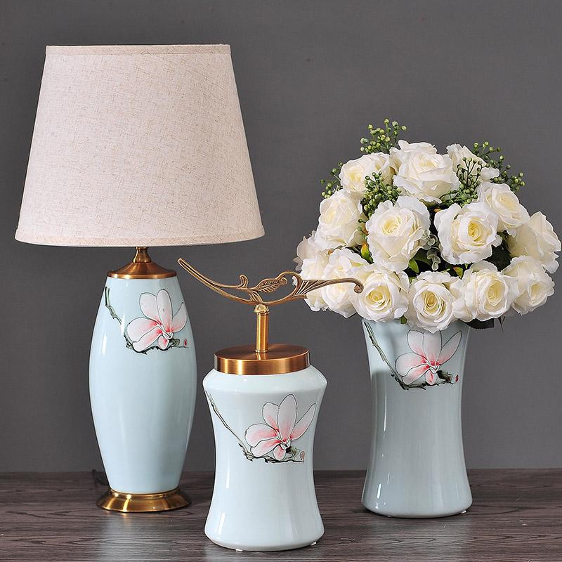 European Classical Home Furnishing Decor Ceramic Crafts Vase Room Three Sets Of Practical Wedding Gift Ornaments Vases