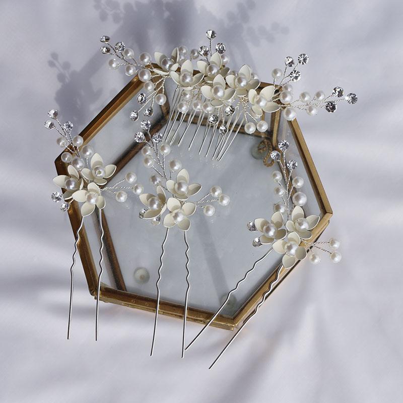 Hair Clips & Barrettes Simple Pearls Pins Bridal Comb Floral Wedding Jewelry Handmade Women Headpiece Ornament
Hair Clips & Barrettes Simple Pearls Pins Bridal Comb Floral Wedding Jewelry Handmade Women Headpiece Ornament