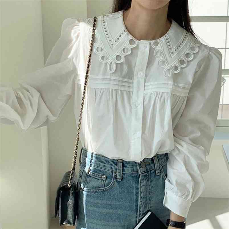 Spring Vintage Embroidery Turn Down Collar Elegant Blouse Women Single-Breasted Puff Long Sleeve Work OL Style Blusas Top 210519, White
Spring Vintage Embroidery Turn Down Collar Elegant Blouse Women Single-Breasted Puff Long Sleeve Work OL Style Blusas Top 210519, White
