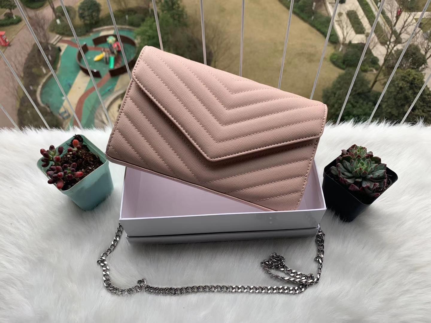 Luxury designer handbags Y-shaped quilted real leather women bags chain shoulder bag high quality Flap multiple colour for choo, Customize
Luxury designer handbags Y-shaped quilted real leather women bags chain shoulder bag high quality Flap multiple colour for choo, Customize