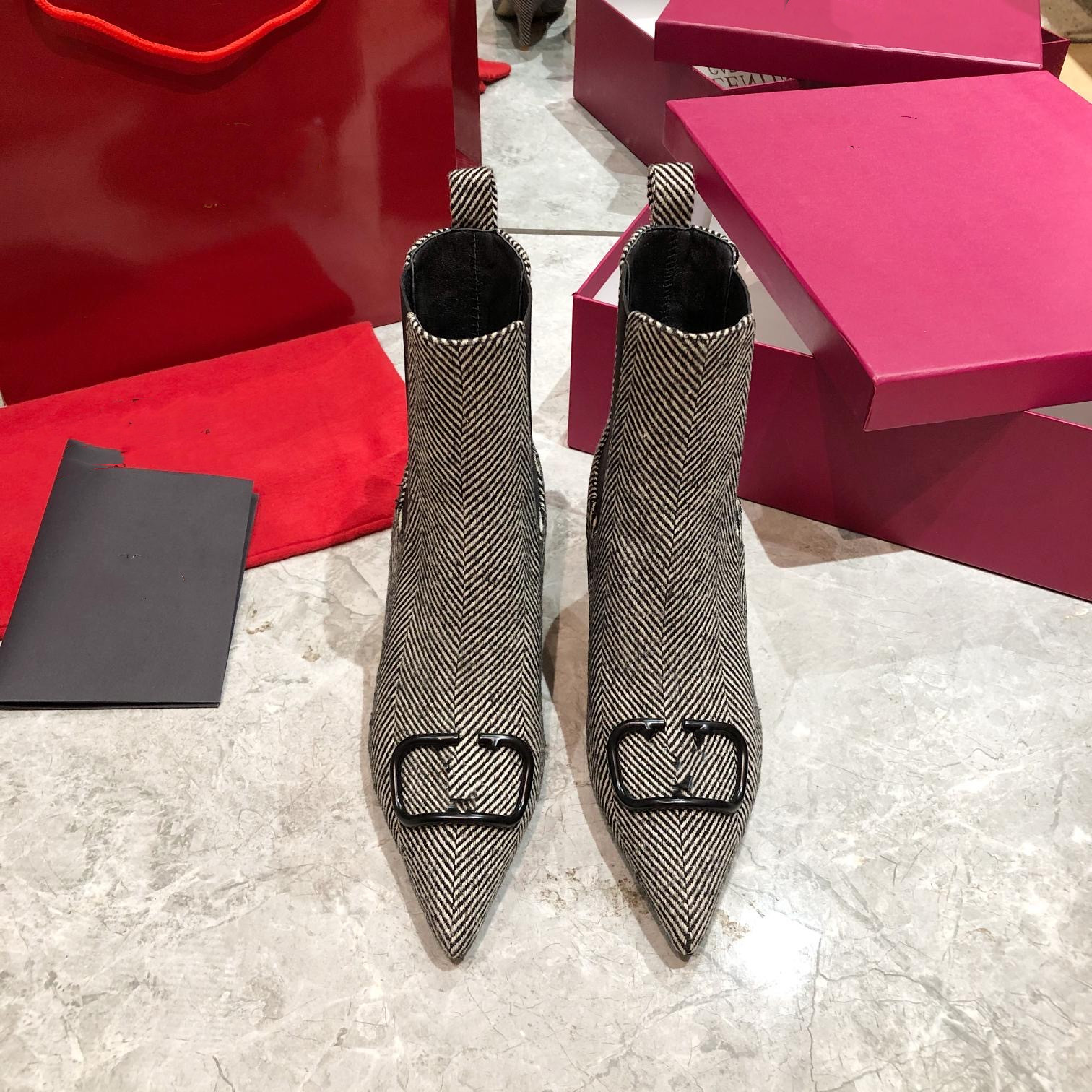 Brown Black Genuine leather Wedding Party Shoes Red Bottom Boot for Women Shoes Boots Tall Boots Bianca Botta Waterproof platform high heels 0615, 01
Brown Black Genuine leather Wedding Party Shoes Red Bottom Boot for Women Shoes Boots Tall Boots Bianca Botta Waterproof platform high heels 0615, 01