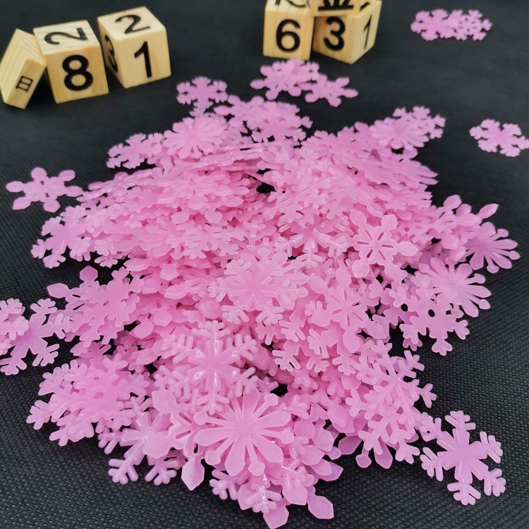 Party Christmas Luminous Snowflake Wall Sticker Glow In The Dark Fluorescent Star For Home New Year Xmas Party Decal Stickers