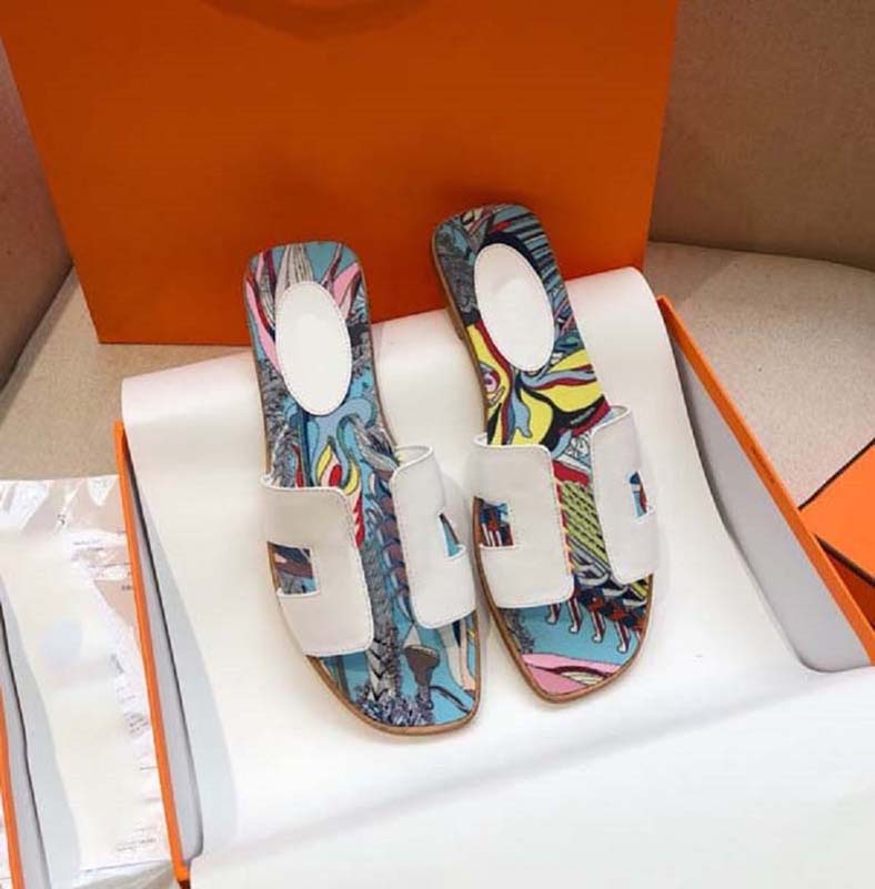 With Box! Classics Woman shoes High Quality slipper Leather Flat Sandals Fashion Slides Slide Rubber Ladies Beach Women Slippers shoe10 2-84, #38
With Box! Classics Woman shoes High Quality slipper Leather Flat Sandals Fashion Slides Slide Rubber Ladies Beach Women Slippers shoe10 2-84, #38