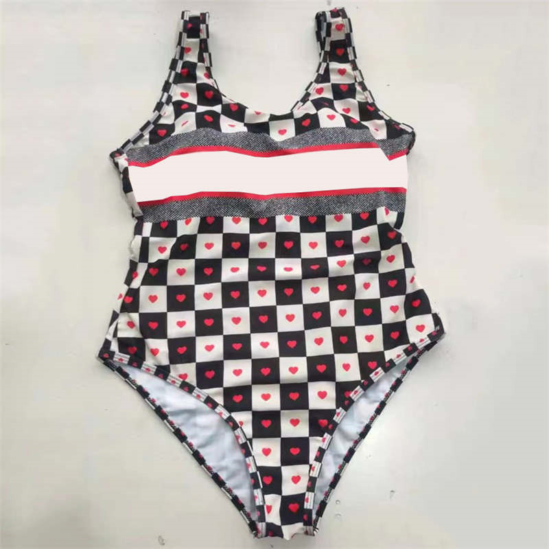 Designers Heart Print Womens Swimwear Bikinis Two Pieces Shoulder Push Up One Piece Swimsuit Summer Swimming Suit
Designers Heart Print Womens Swimwear Bikinis Two Pieces Shoulder Push Up One Piece Swimsuit Summer Swimming Suit