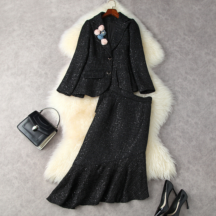 European and American women's clothing winter 2022 new Long-sleeved floral embellishment coat Fishtail skirt fashion Tweed suit, Black
European and American women's clothing winter 2022 new Long-sleeved floral embellishment coat Fishtail skirt fashion Tweed suit, Black