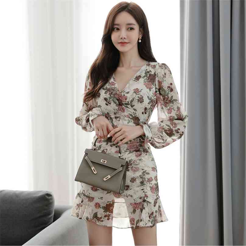 Flower Pattern Mini Dress Lace Summer Korean ladies hollow out Sexy party A line Dresses for women clothing 210602, Mixed color
Flower Pattern Mini Dress Lace Summer Korean ladies hollow out Sexy party A line Dresses for women clothing 210602, Mixed color