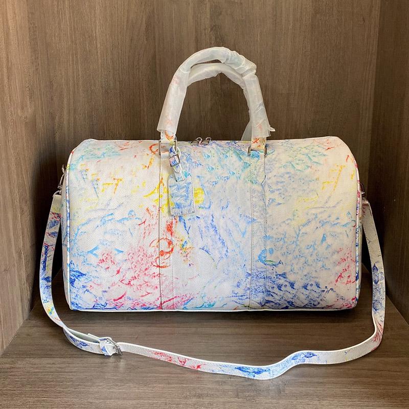 Duffel Bag Airport designer bags Ss21 luggage women men super capacity diagonal across shoulder vacation esigner Graffiti Travelling Luxurys Paris Large Handbags, No box
Duffel Bag Airport designer bags Ss21 luggage women men super capacity diagonal across shoulder vacation esigner Graffiti Travelling Luxurys Paris Large Handbags, No box