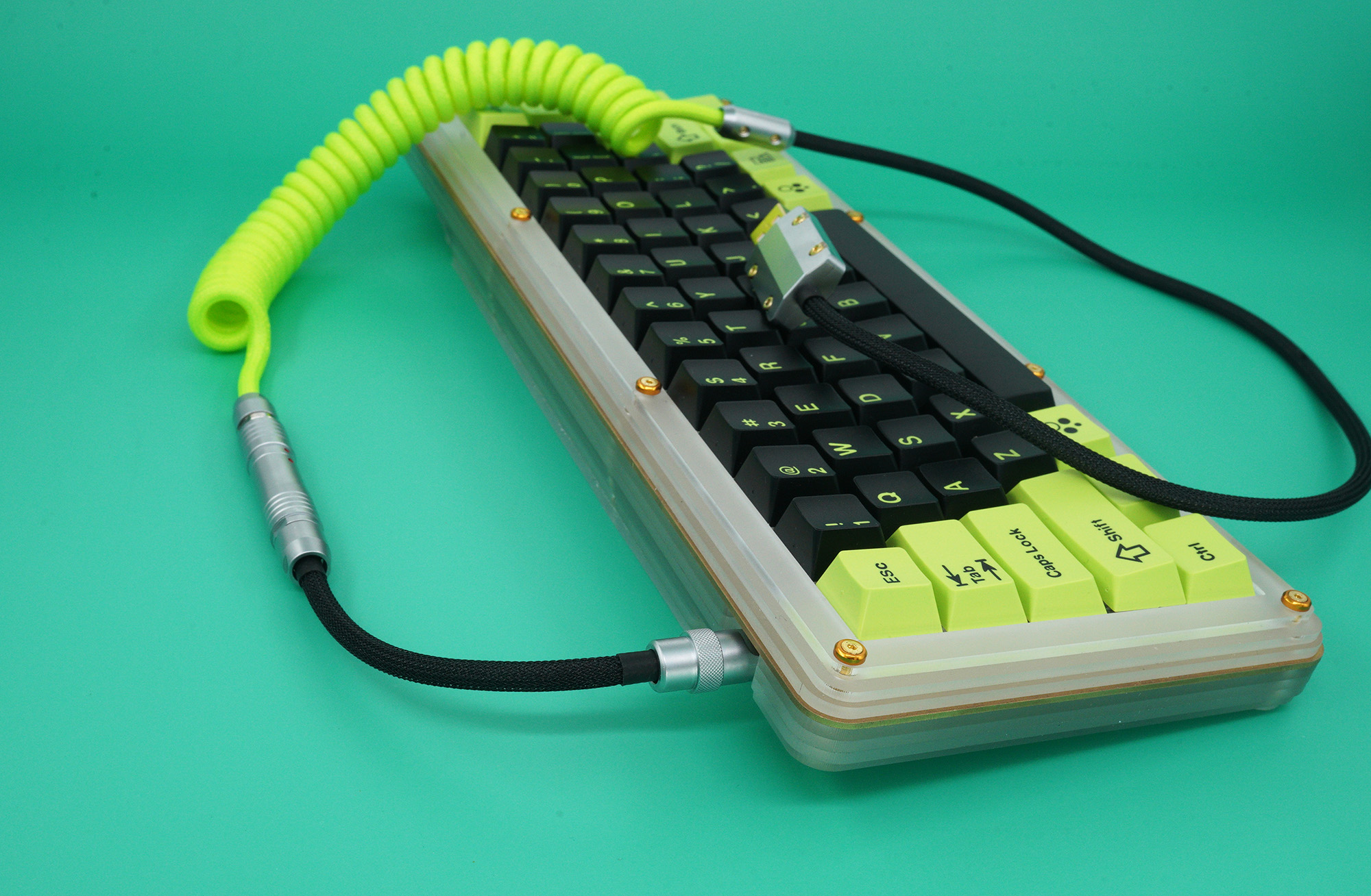 GeekCable Handmade Customized Mechanical Keyboard Data Cable For GMK Theme SP Keycap Line Toxic Colorway