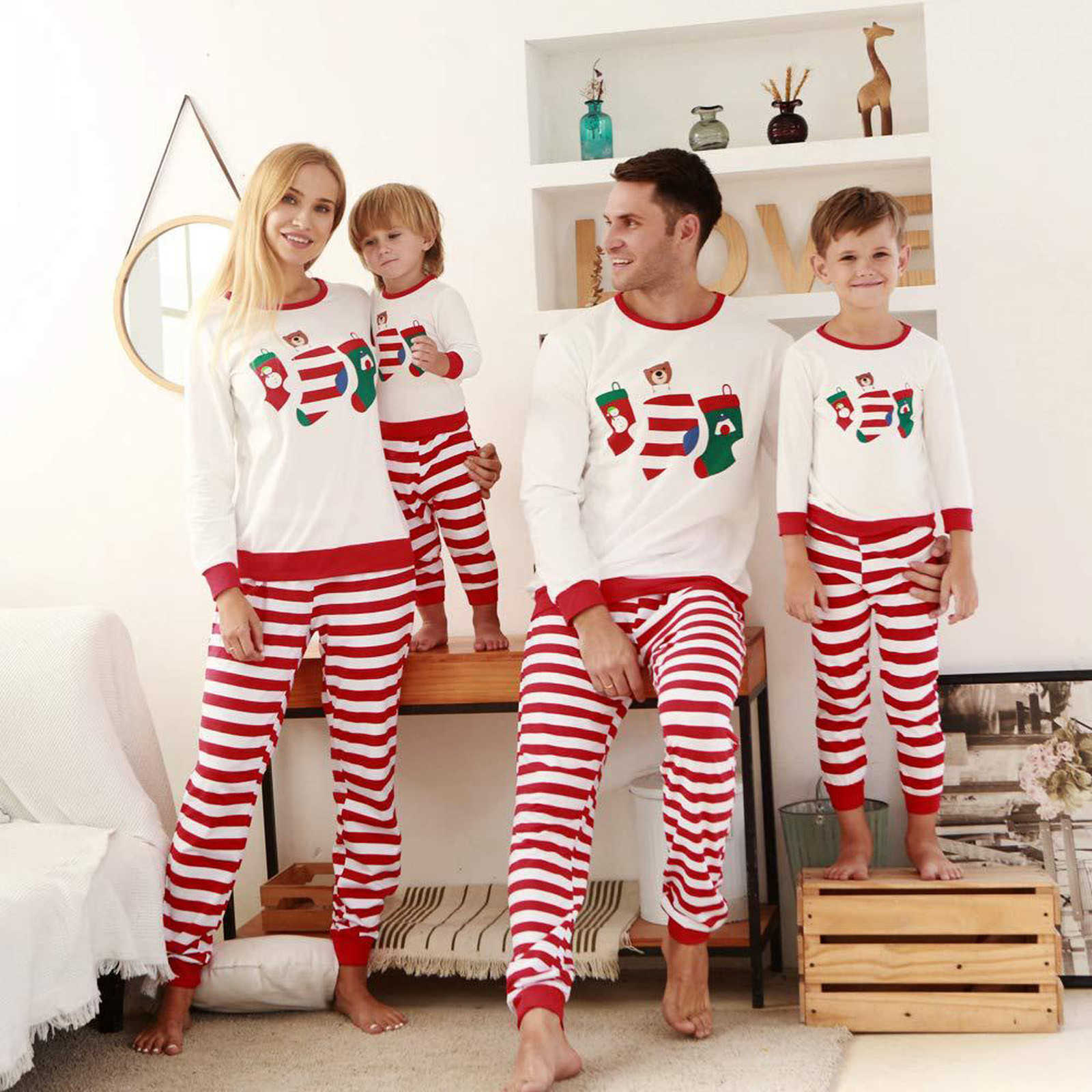 fashion Christmas Birthday Family Matching Clothes Mommy Daddy and Daughter Son Tshirts Outfits Baby Girl Boy Pajama Sets 211019, Red
fashion Christmas Birthday Family Matching Clothes Mommy Daddy and Daughter Son Tshirts Outfits Baby Girl Boy Pajama Sets 211019, Red