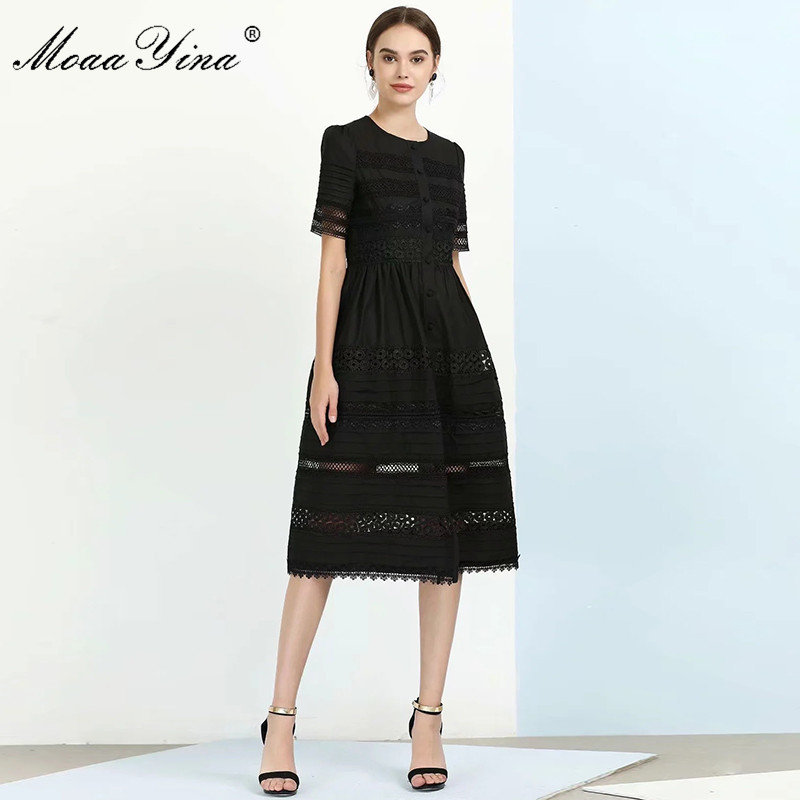 Fashion Designer Dress Summer Women' dress Short sleeve Stripe Lace Embroidery Ruched Slim Elegant Dresses 210524, Black
Fashion Designer Dress Summer Women' dress Short sleeve Stripe Lace Embroidery Ruched Slim Elegant Dresses 210524, Black