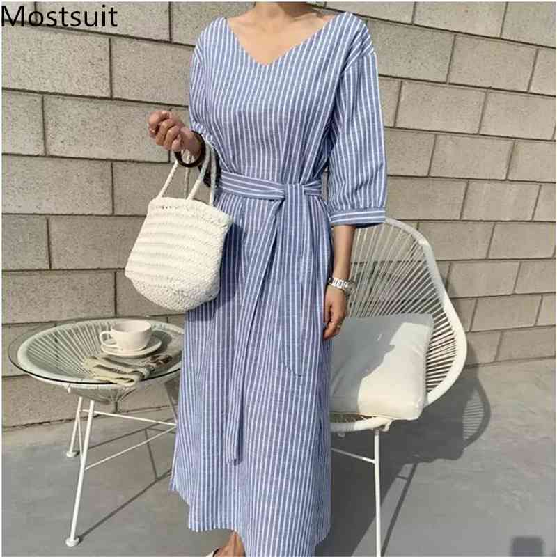 Summer Striped Linen Korean Long Dress Women 3/4 Sleeve V-neck Belted Vintage Fashion Casual Female Dresses Vestidos Femme 210518, Apricot
Summer Striped Linen Korean Long Dress Women 3/4 Sleeve V-neck Belted Vintage Fashion Casual Female Dresses Vestidos Femme 210518, Apricot