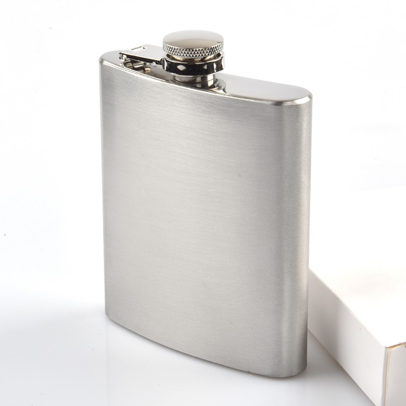 Classic Style 8oz 304 Stainless Steel Liquor Alcohol Flask Square Wine Bottle Hip Flasks4735222