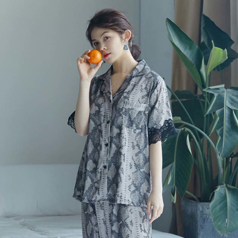 Women's Sleepwear Female Summer Soft Ice Silk Women Sexy Snake Pattern Lace sexy Exotic Short-sleeve Home Clothes 2Pcs Thin Ladies, Shown as picture
Women's Sleepwear Female Summer Soft Ice Silk Women Sexy Snake Pattern Lace sexy Exotic Short-sleeve Home Clothes 2Pcs Thin Ladies, Shown as picture