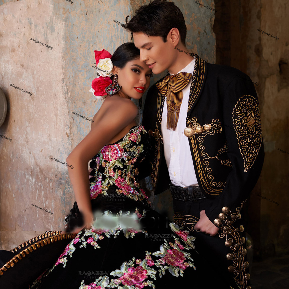 Floral Appliqued Funchsia Quinceanera Dresses Beaded gothic lace-up corset top Sweetheart Organza Tiered Sweet 15 Prom Gowns