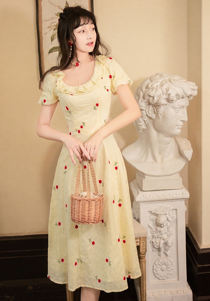 Summer Women Sweet Floral Embroidery Hollow Out Midi Dress Vintage Elegant Ruffles O-Neck Cotton Slim Party Vestidos 210519