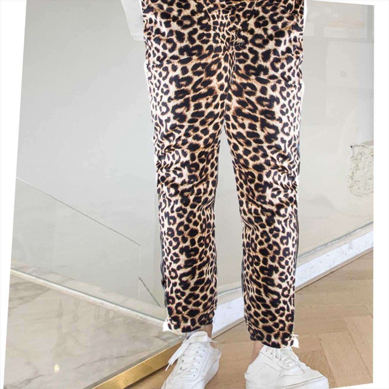 plus size oversized hip women pant hop pencil leopard printed streetwear japanese men trouser tracksuit casual skinny bandage bottom, Black 
plus size oversized hip women pant hop pencil leopard printed streetwear japanese men trouser tracksuit casual skinny bandage bottom, Black
