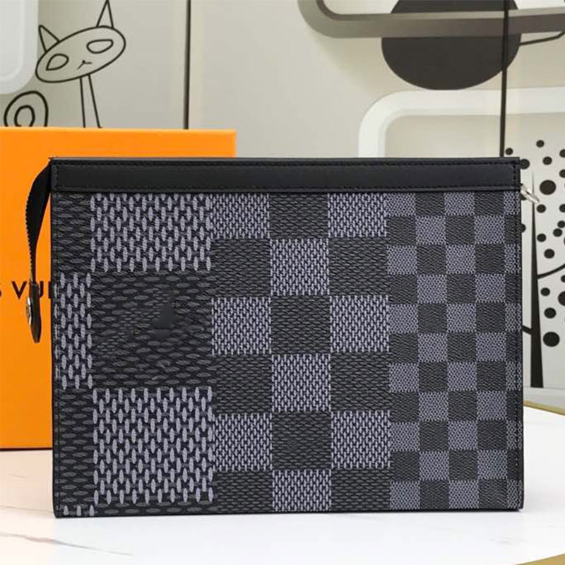 26cm Clutch Bags Luxurys Toiletry Pouch Men Women Handbag Key Rings Designers Fashion Wallet Zipper Closure System Brand Old Flower Purse Wh
26cm Clutch Bags Luxurys Toiletry Pouch Men Women Handbag Key Rings Designers Fashion Wallet Zipper Closure System Brand Old Flower Purse Wh