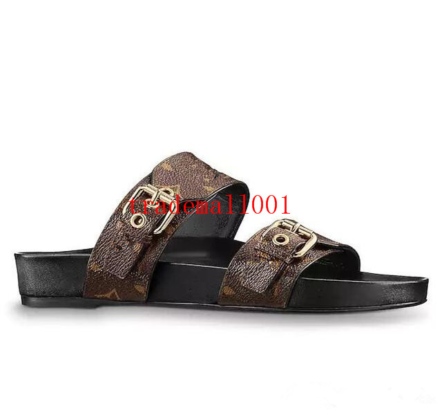 Branded Women Print Canvas Nomad Flat Slippers Lady Leather Strap Open Toe Studs Casual Sandals WITH BOX
Branded Women Print Canvas Nomad Flat Slippers Lady Leather Strap Open Toe Studs Casual Sandals WITH BOX