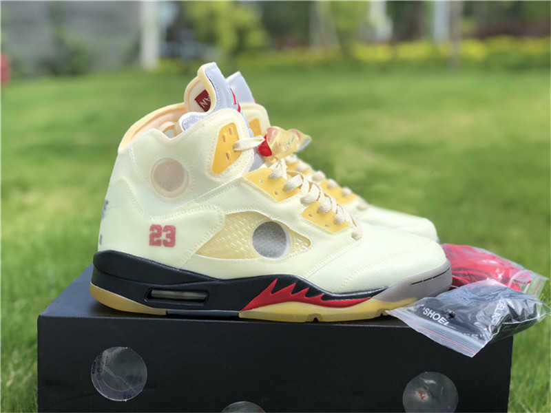 Shoes Authentic 5 High Off Sail Mens Athletic White Fire Red-Muslin-Black Yellow Metallic Athletic Sneakers With Original US 7-13
Shoes Authentic 5 High Off Sail Mens Athletic White Fire Red-Muslin-Black Yellow Metallic Athletic Sneakers With Original US 7-13