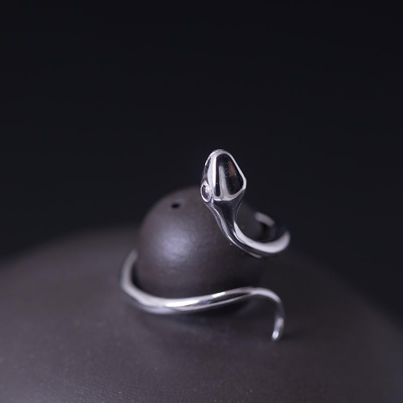 Cluster Rings 925 Silver Simple Creative Design Snake Ring Men And Women Fashion Personality Animal Jewelry Adjustable Size
Cluster Rings 925 Silver Simple Creative Design Snake Ring Men And Women Fashion Personality Animal Jewelry Adjustable Size