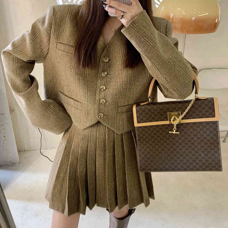 Plaid Femme Solid V Neck Short Single Breasted Vintage Mujer Chaquate Spring Korean Blazer Women 19660 210415