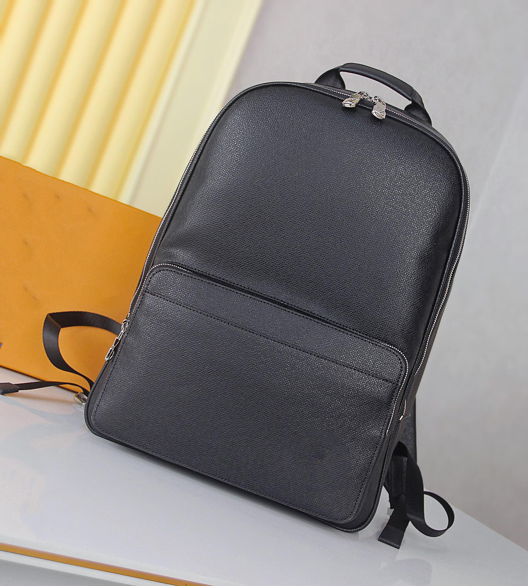 2021 Crazy Sales Fashion Men and Women's Luxury Backpacks Designer Backpack Genuine Leather Super Top Quality Lightweight High-Street Large Capacity Free Delivery, Box
2021 Crazy Sales Fashion Men and Women's Luxury Backpacks Designer Backpack Genuine Leather Super Top Quality Lightweight High-Street Large Capacity Free Delivery, Box