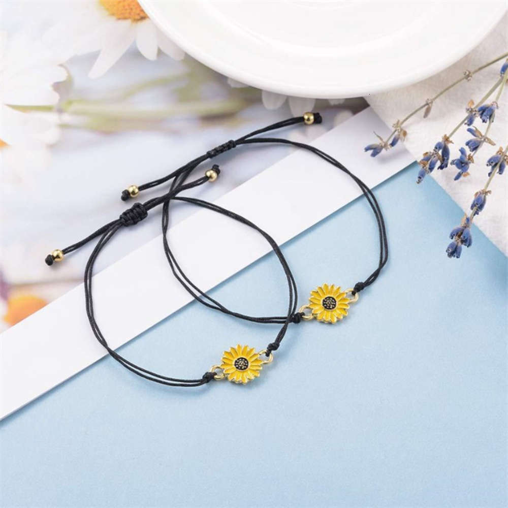 Hand catenary Alloy sunflower Daisy wax thread knitting friendship card Bracelet, Black
Hand catenary Alloy sunflower Daisy wax thread knitting friendship card Bracelet, Black