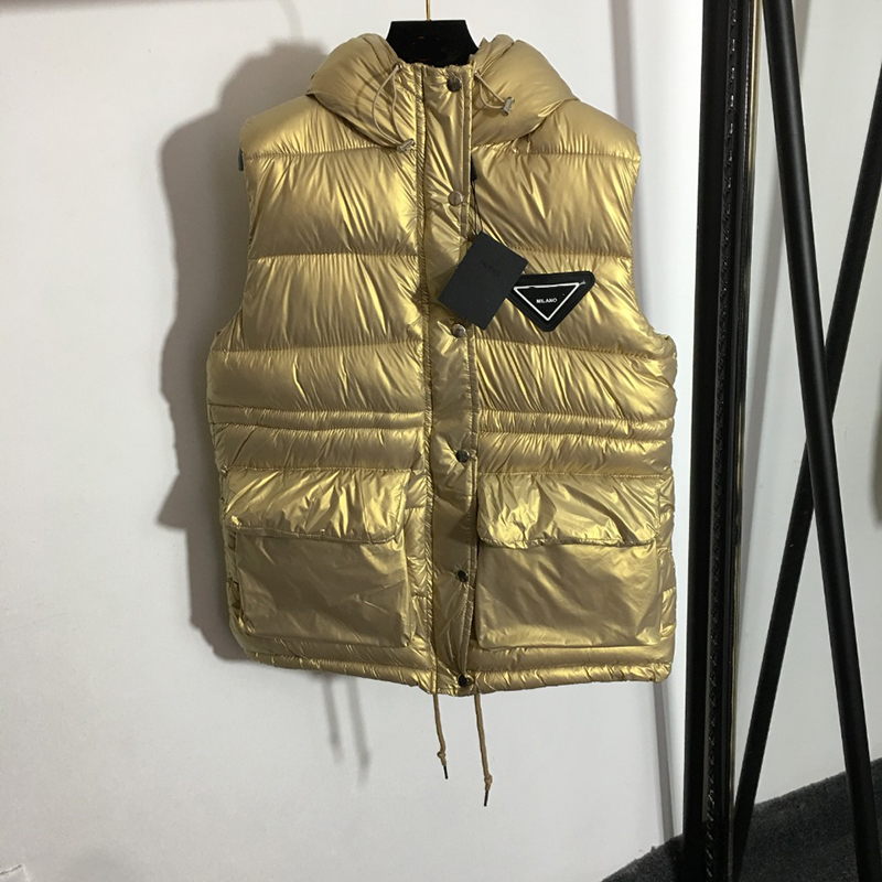 Luxury Triangle Badge Women Jackets Winter Thicken Designer Jacket 2 Colors Personality Charm Brand Vest Coats, Black;brown
Luxury Triangle Badge Women Jackets Winter Thicken Designer Jacket 2 Colors Personality Charm Brand Vest Coats, Black;brown