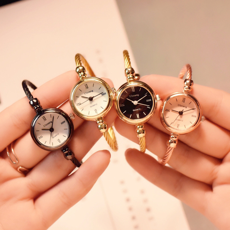 Small Gold Bangle Bracelet Luxury Watches Stainless Steel Retro Ladies Quartz Wristwatches Fashion Casual Women Dress Watch, Black white
Small Gold Bangle Bracelet Luxury Watches Stainless Steel Retro Ladies Quartz Wristwatches Fashion Casual Women Dress Watch, Black white
