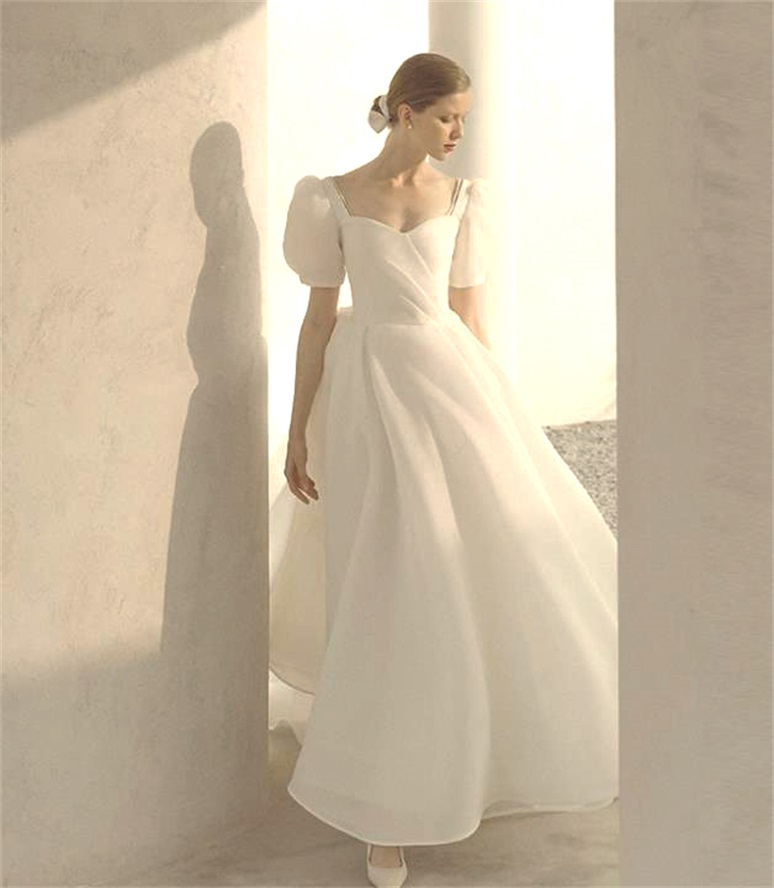 White Simple Square Collar Wedding Dress Satin A-line Bride Bubble Juliet Sleeve Corset Ruched Lace-up Back Long Bridal Gowns