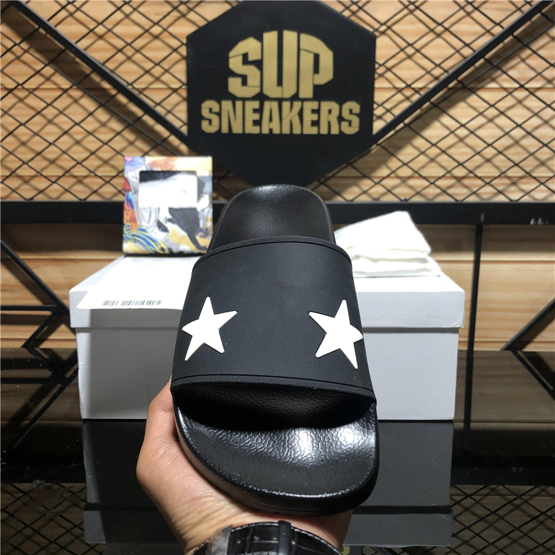 Top Quality Pairs Fashion Rubber Designer Slipper Slide Gear Bottoms Mens Striped Sandal Causal Men Womens Slippers Non-Slip Summer Platform Flip Flops Slides, Style 17
Top Quality Pairs Fashion Rubber Designer Slipper Slide Gear Bottoms Mens Striped Sandal Causal Men Womens Slippers Non-Slip Summer Platform Flip Flops Slides, Style 17