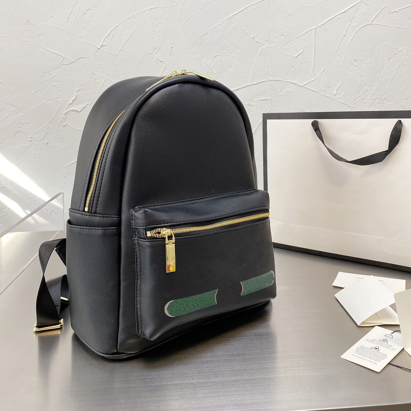 Fashion Backpack Women Backpacks Nice School Bag Handbag Large Quantity Product Letter Print Original Leather Quanlity White and Black Color
Fashion Backpack Women Backpacks Nice School Bag Handbag Large Quantity Product Letter Print Original Leather Quanlity White and Black Color
