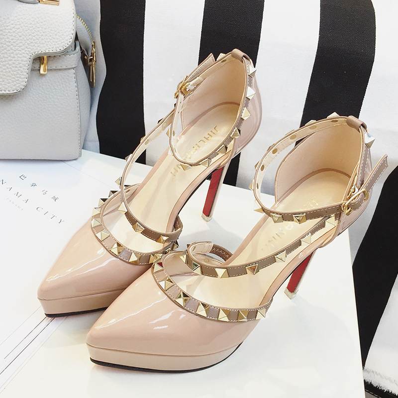 Women whirlwind sandal buckle close toe pumps platform heels luxury designer, Black
Women whirlwind sandal buckle close toe pumps platform heels luxury designer, Black