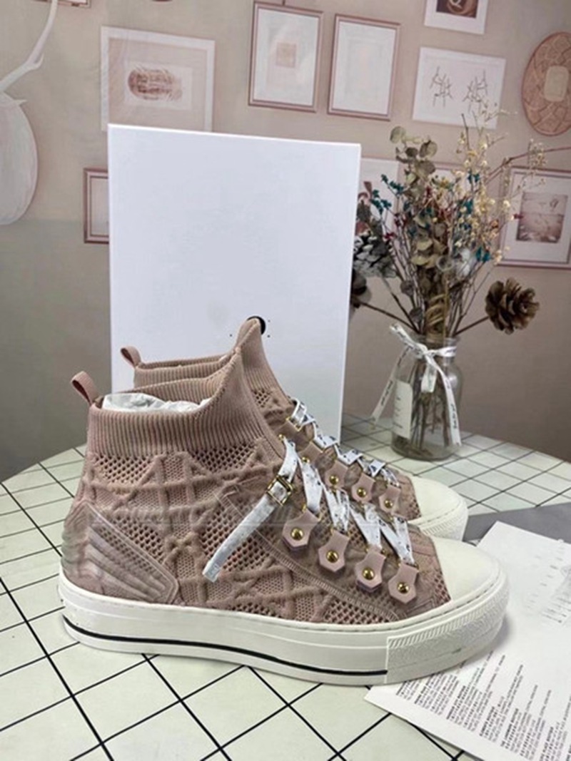 Designer Women Knitted Shoes High top Sneaker Blue Technical Oblique WALK'N' Black Red Mesh Fabric Canvas Trainer Runner
Designer Women Knitted Shoes High top Sneaker Blue Technical Oblique WALK'N' Black Red Mesh Fabric Canvas Trainer Runner