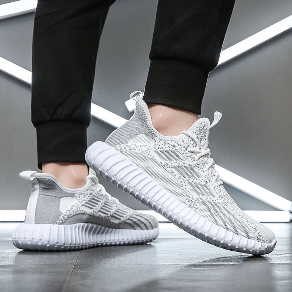 Casual shoes IDPF 2021 spring and autumn new large men's Korean fashion breathable flying woven sports coconut running shoes KE0E, Black 
Casual shoes IDPF 2021 spring and autumn new large men's Korean fashion breathable flying woven sports coconut running shoes KE0E, Black