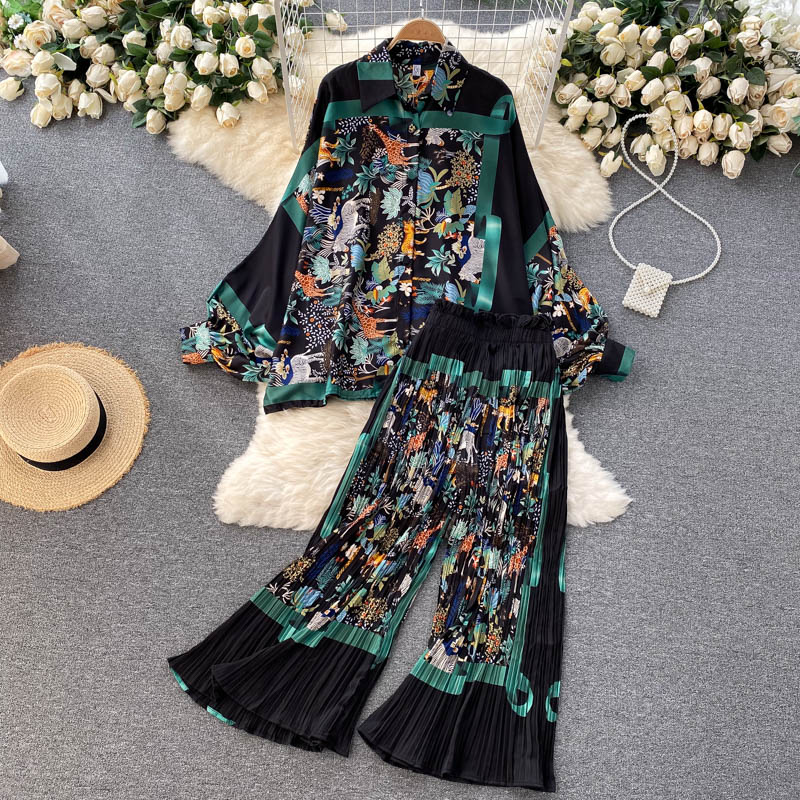 Fashion Ladies Pant Suit Women Design Sense Batwing Sleeve Shirt Tops Loose Pleated Wide-leg Pants Female 2pcs 2023 New, Same as picture
Fashion Ladies Pant Suit Women Design Sense Batwing Sleeve Shirt Tops Loose Pleated Wide-leg Pants Female 2pcs 2023 New, Same as picture