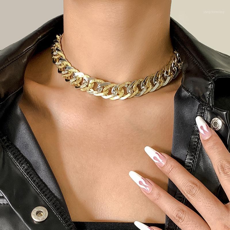 Chains Sweet Cool Mixed Color Snake Pattern Aluminum Chain Necklace Female Metal Hollow Out Simple Punk Jewelry
Chains Sweet Cool Mixed Color Snake Pattern Aluminum Chain Necklace Female Metal Hollow Out Simple Punk Jewelry