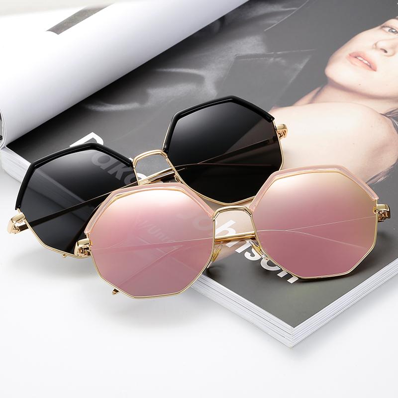 Sunglasses 2021 Fashion Oversize Frame Men Square Metal Eyewear Women Retro Sun Glasses Female Vintage Eyeglasses UV400 
Sunglasses 2021 Fashion Oversize Frame Men Square Metal Eyewear Women Retro Sun Glasses Female Vintage Eyeglasses UV400