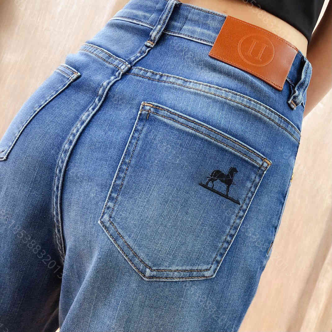 Designer womens jeans herm carriage logo high quality women clothes high waist pencil pants slim and elastic casual 9 points pants badge letter logo female
Designer womens jeans herm carriage logo high quality women clothes high waist pencil pants slim and elastic casual 9 points pants badge letter logo female