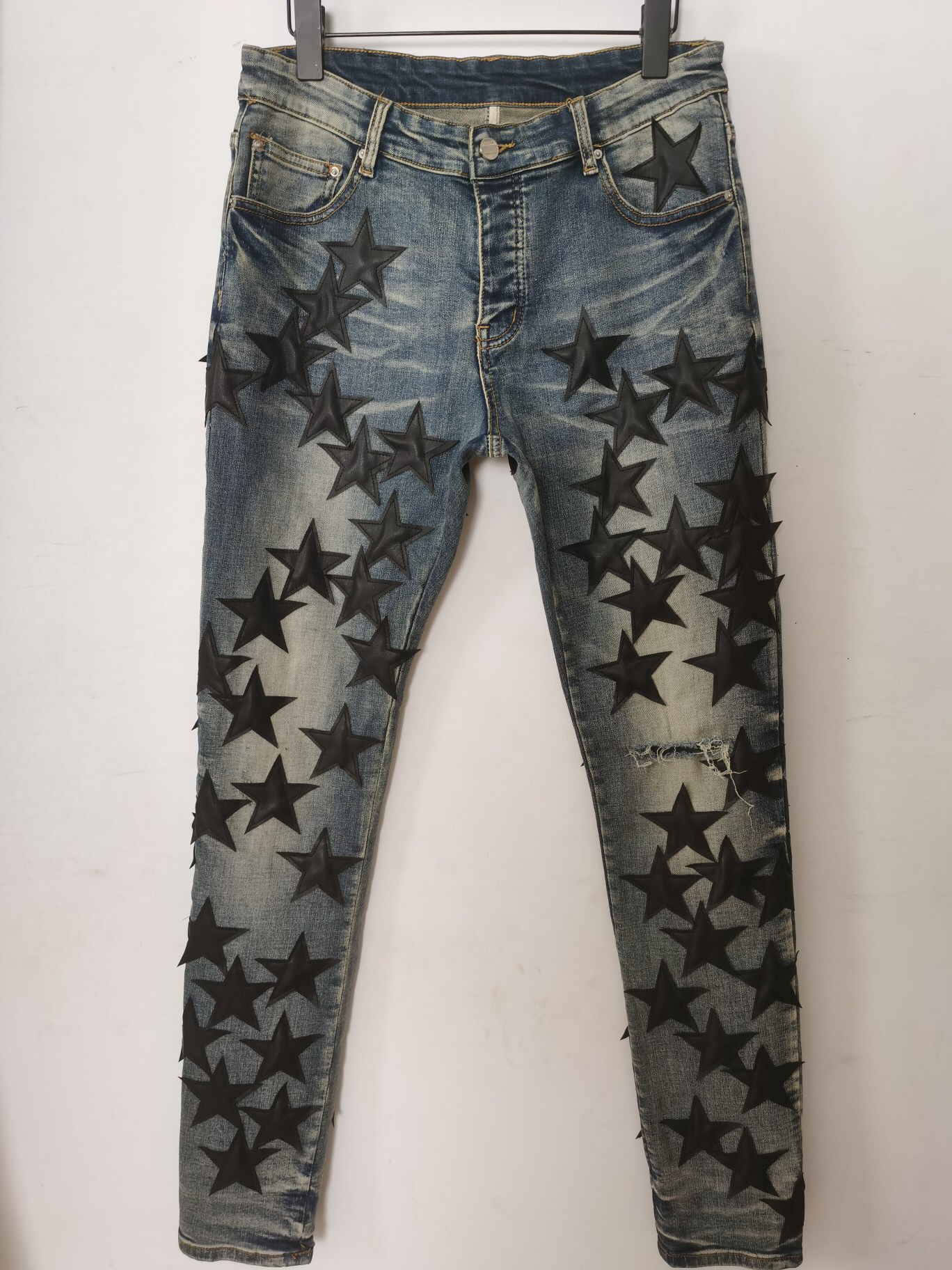 Mens jeans pants Long Skinny Leather Five-pointed Star Destroy the quilt Ripped hole fashion designer jean Men Designers Clothes, White five-pointed star
Mens jeans pants Long Skinny Leather Five-pointed Star Destroy the quilt Ripped hole fashion designer jean Men Designers Clothes, White five-pointed star
