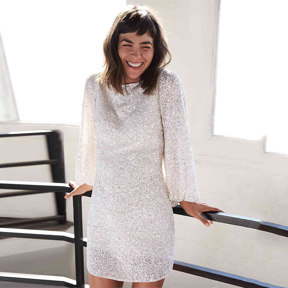 Free Women's Shiny Sequin Dress Sexy O-neck Lantern Long Sleeve Bodycon Mini Club Night Party Vestidos 210524