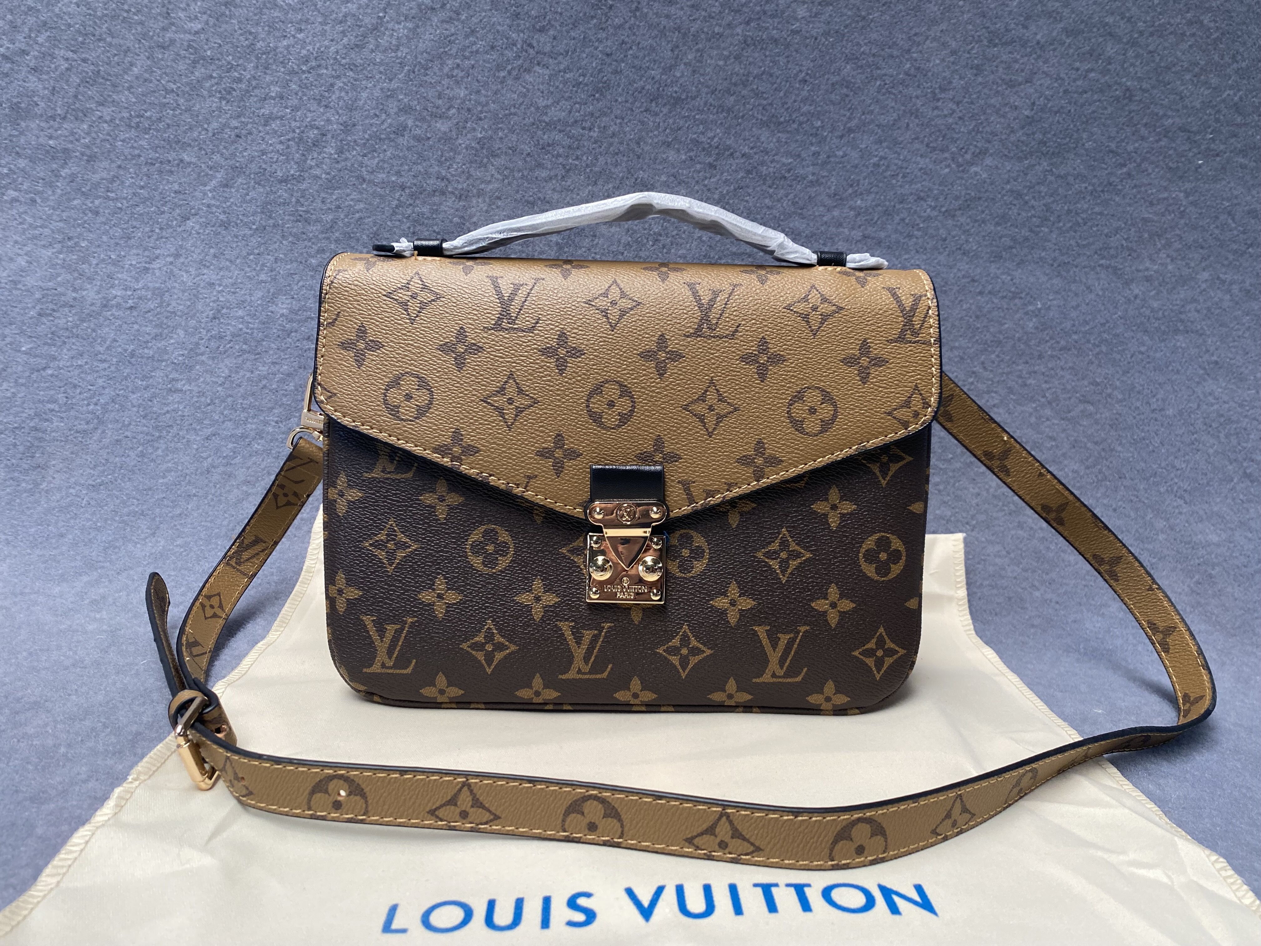 GG LV Louis Vitton YSL VUTTON Shoulder Bags Women Messenger Leather Handbag Evening 4 colors lattice 2pcs set Totes high quality TOP pu luxurys designers ladies, Yellow flower
GG LV Louis Vitton YSL VUTTON Shoulder Bags Women Messenger Leather Handbag Evening 4 colors lattice 2pcs set Totes high quality TOP pu luxurys designers ladies, Yellow flower