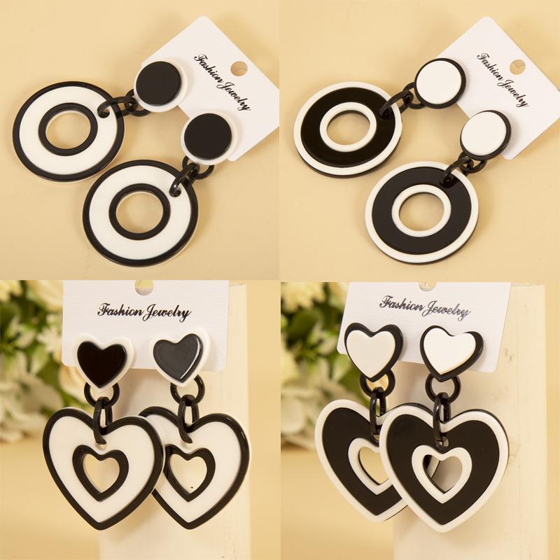 Dangle & Chandelier Fashion Acrylic Long Drop Earrings For Women Retro Chic Black White Large Geometric Round Heart Earring Party Jewelry
Dangle & Chandelier Fashion Acrylic Long Drop Earrings For Women Retro Chic Black White Large Geometric Round Heart Earring Party Jewelry