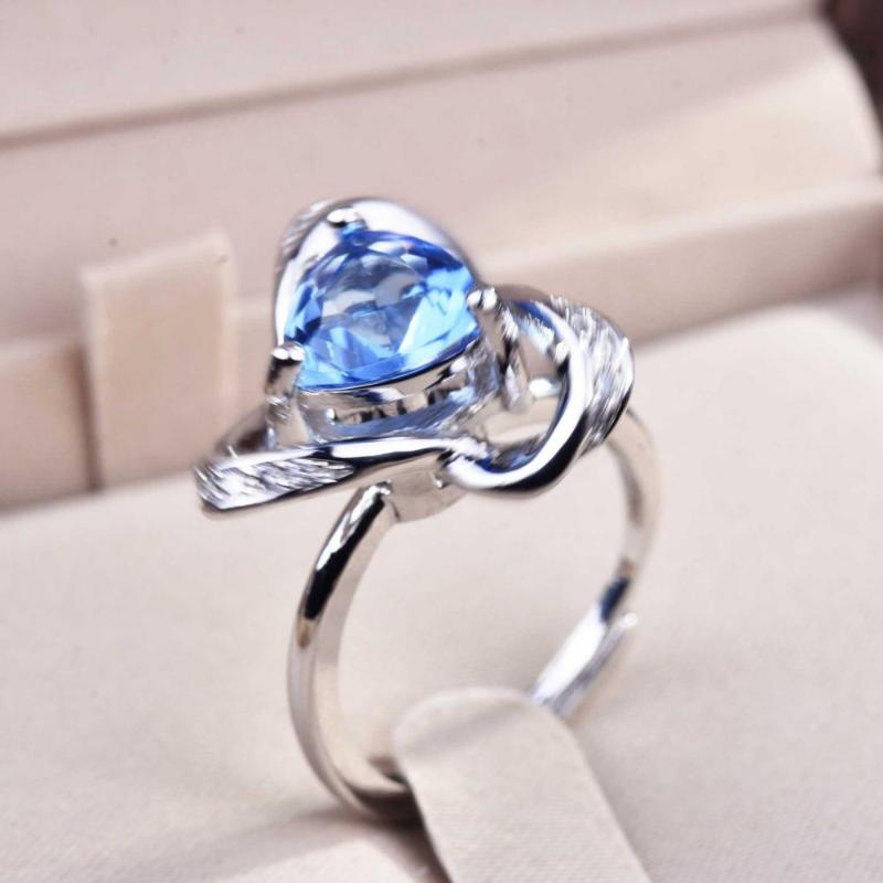 Cluster Rings Rotating Ring Natural Swiss Blue Topaz Triangle Opening Adjustable Real 100% S925 Silver Color Jewelry, Golden;silver
Cluster Rings Rotating Ring Natural Swiss Blue Topaz Triangle Opening Adjustable Real 100% S925 Silver Color Jewelry, Golden;silver