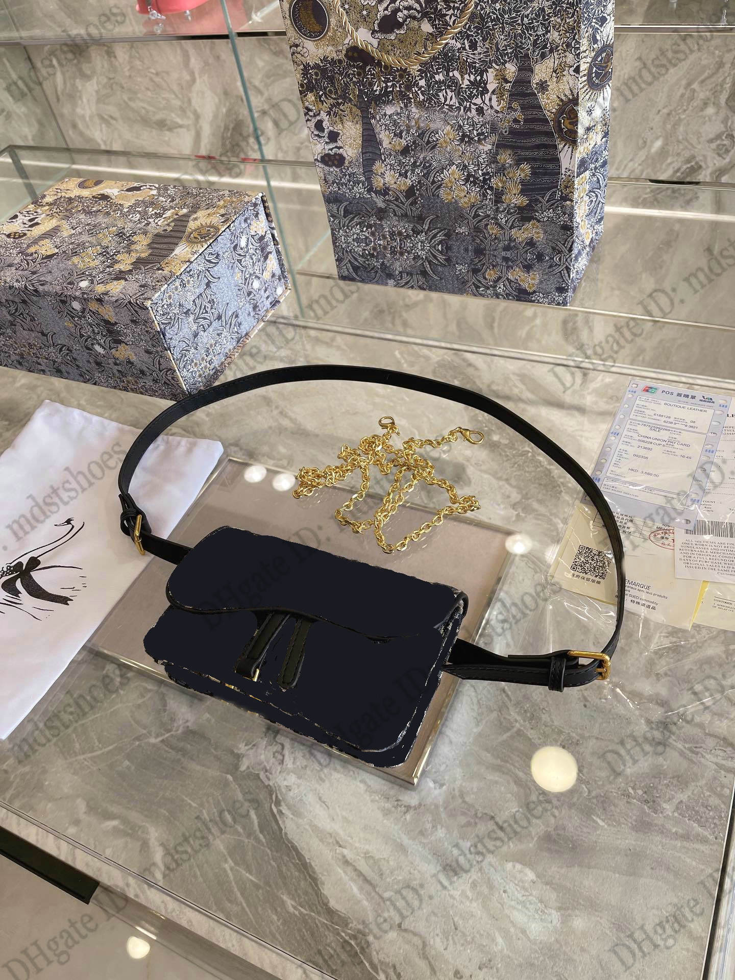 Saddle Belt Pouch WOC Chain Bag Embroidery Blue Oblique Jacquard Crossbody Women Designer Mini Handbag 30 MONTAIGNE Flap Wallet On Chain
Saddle Belt Pouch WOC Chain Bag Embroidery Blue Oblique Jacquard Crossbody Women Designer Mini Handbag 30 MONTAIGNE Flap Wallet On Chain